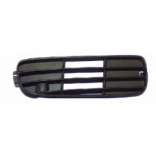 Решетка в бампере переднем, правая для Audi 80 (B4)