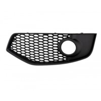 Решетка в бампере для Audi A3 (8P)