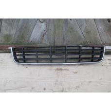 Решетка в бампере оригинал для Audi A3 (8P)